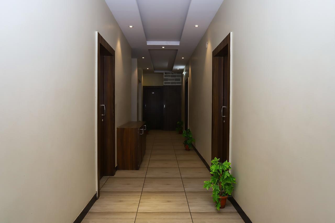 Hotel Ashoka Palace Уджайн Екстериор снимка
