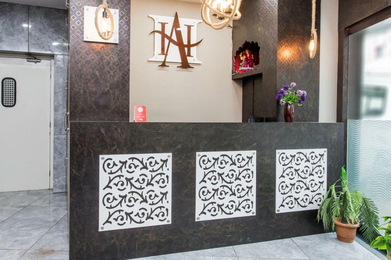 Hotel Ashoka Palace Уджайн Екстериор снимка