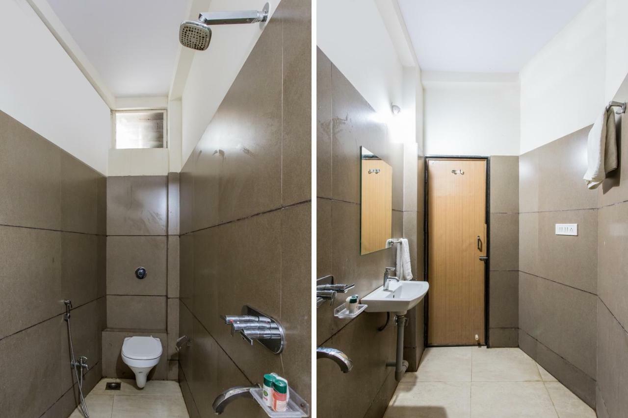 Hotel Ashoka Palace Уджайн Екстериор снимка